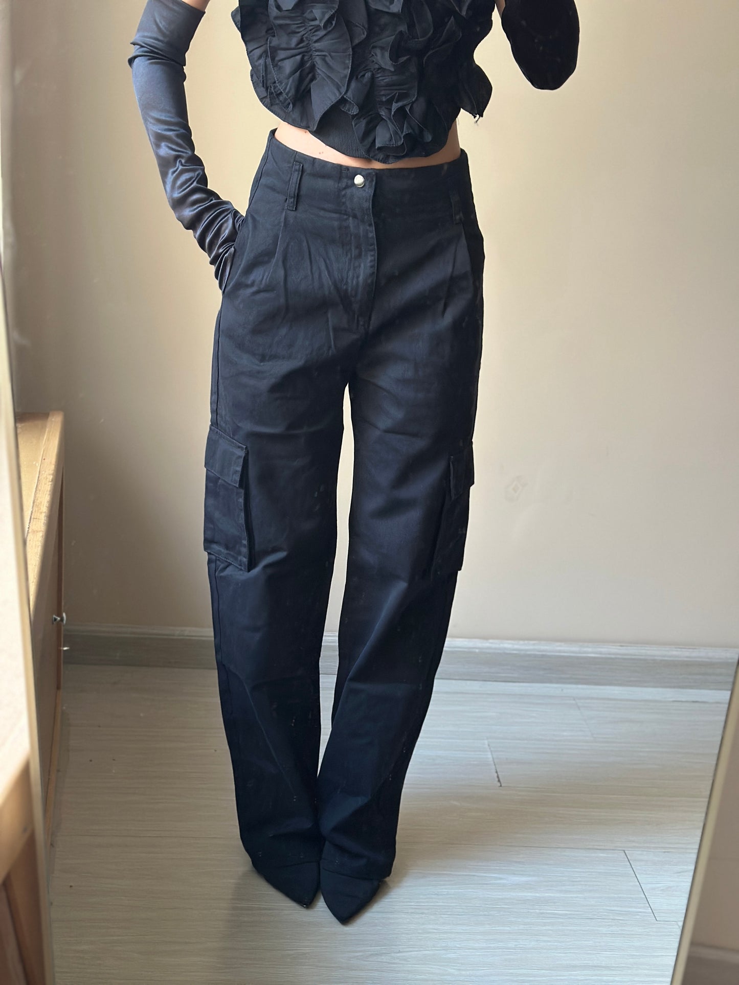 cargo black