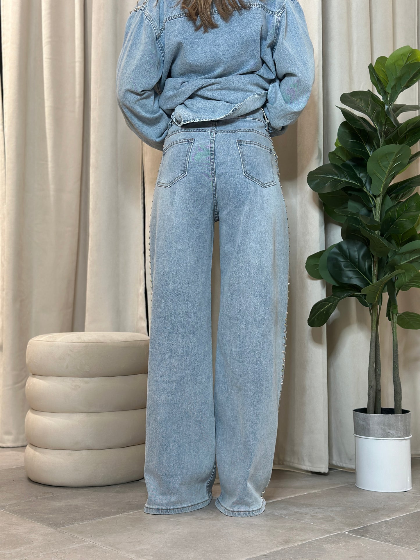 jeans denim borchie
