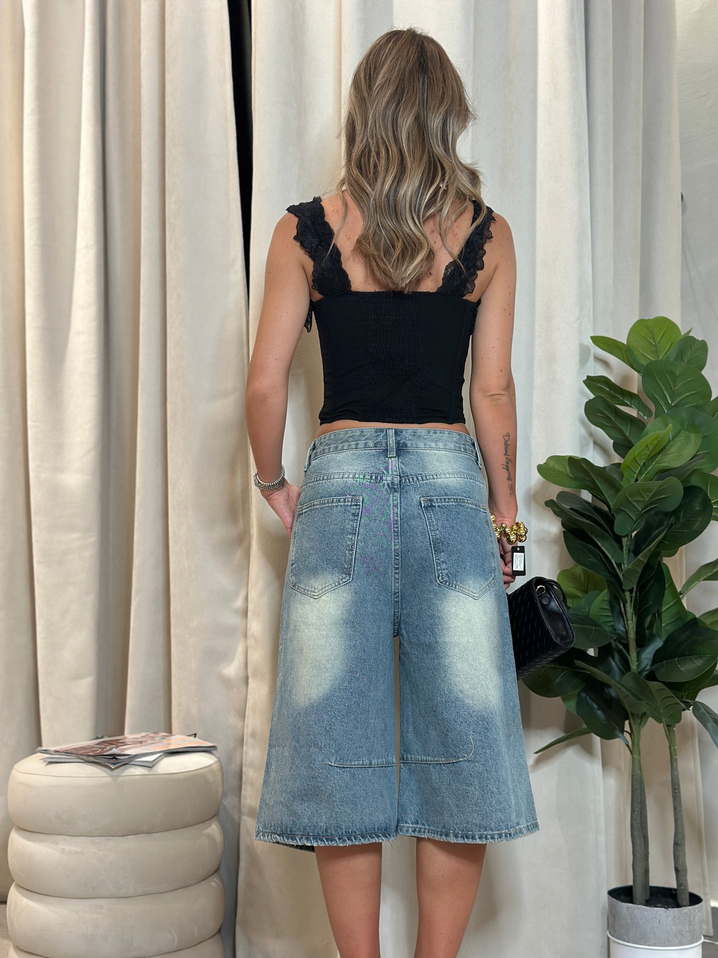 bermuda denim strappata