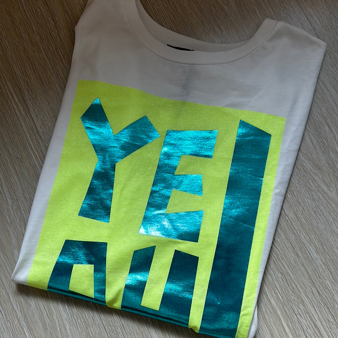 t-shirt yeah lumina