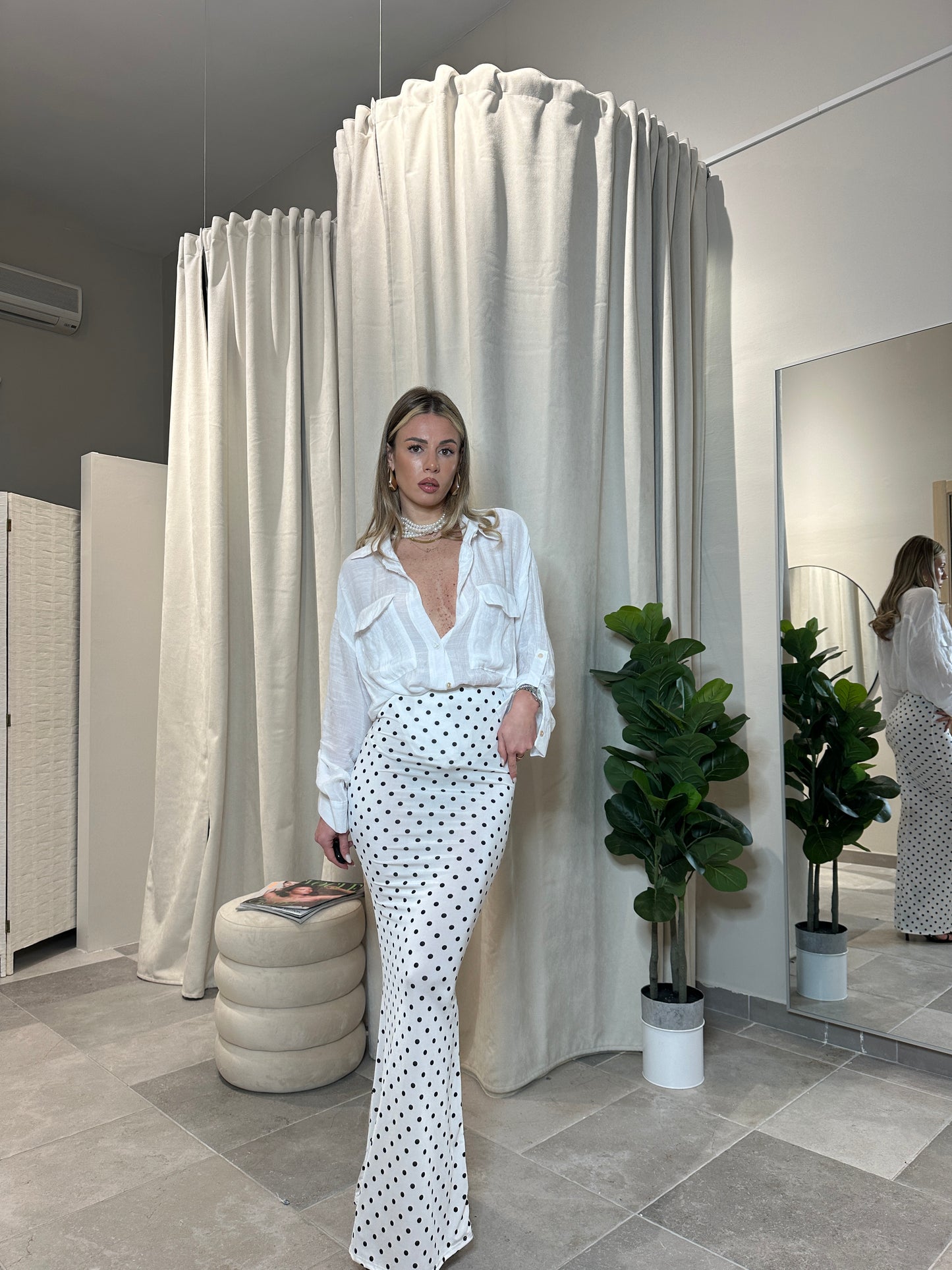 maxi skirt pois white