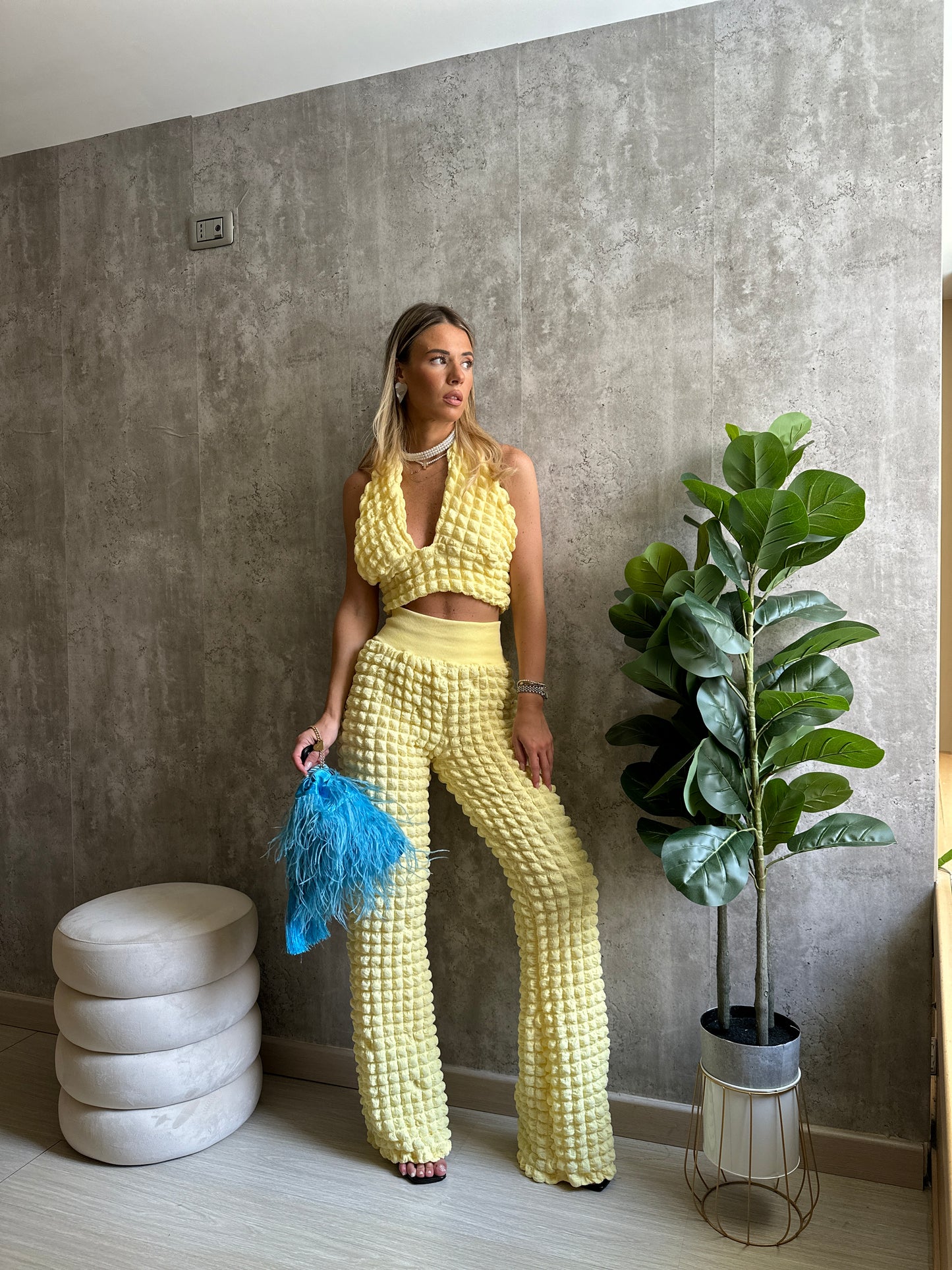 set yellow