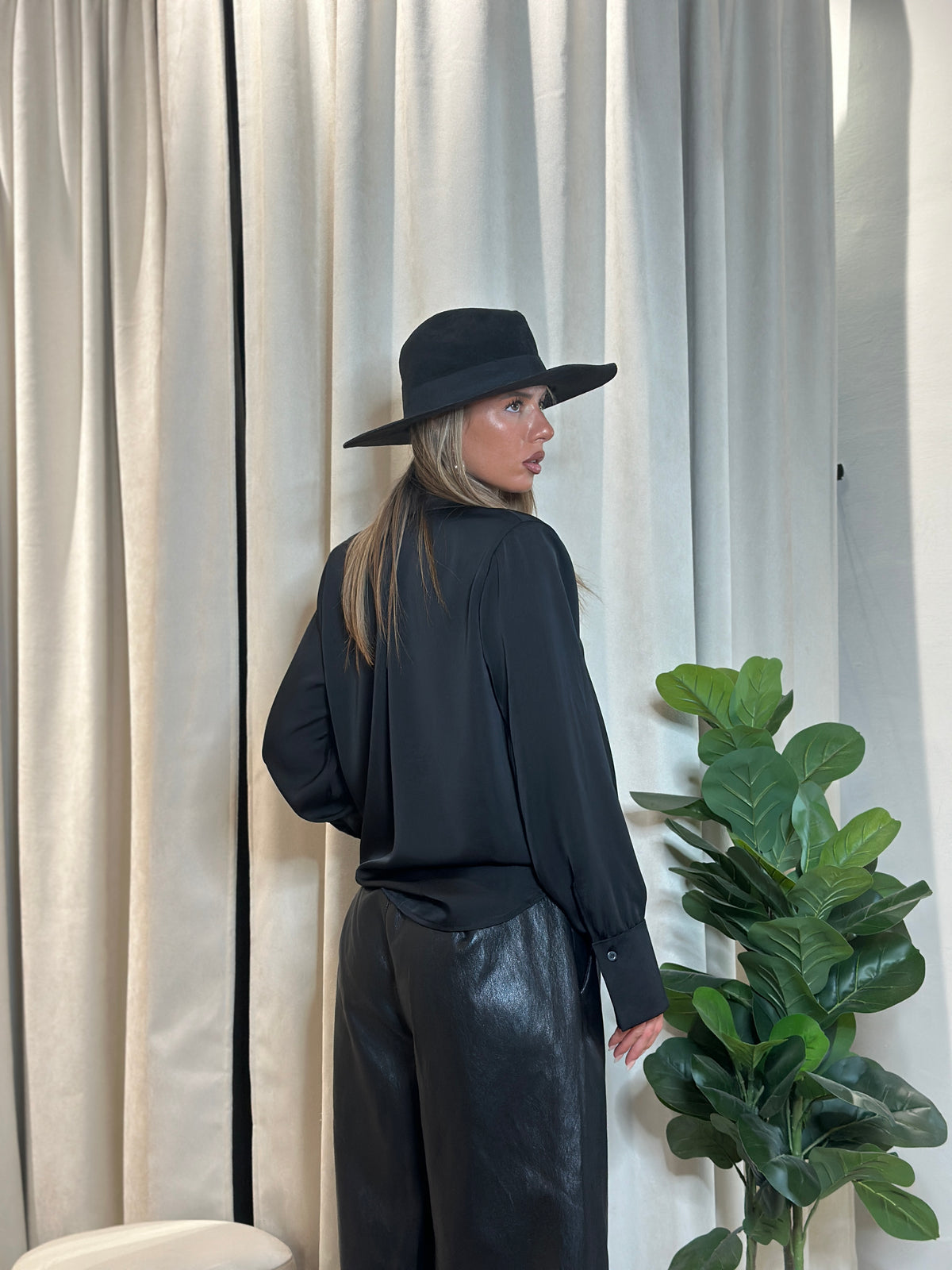 blusa spalline