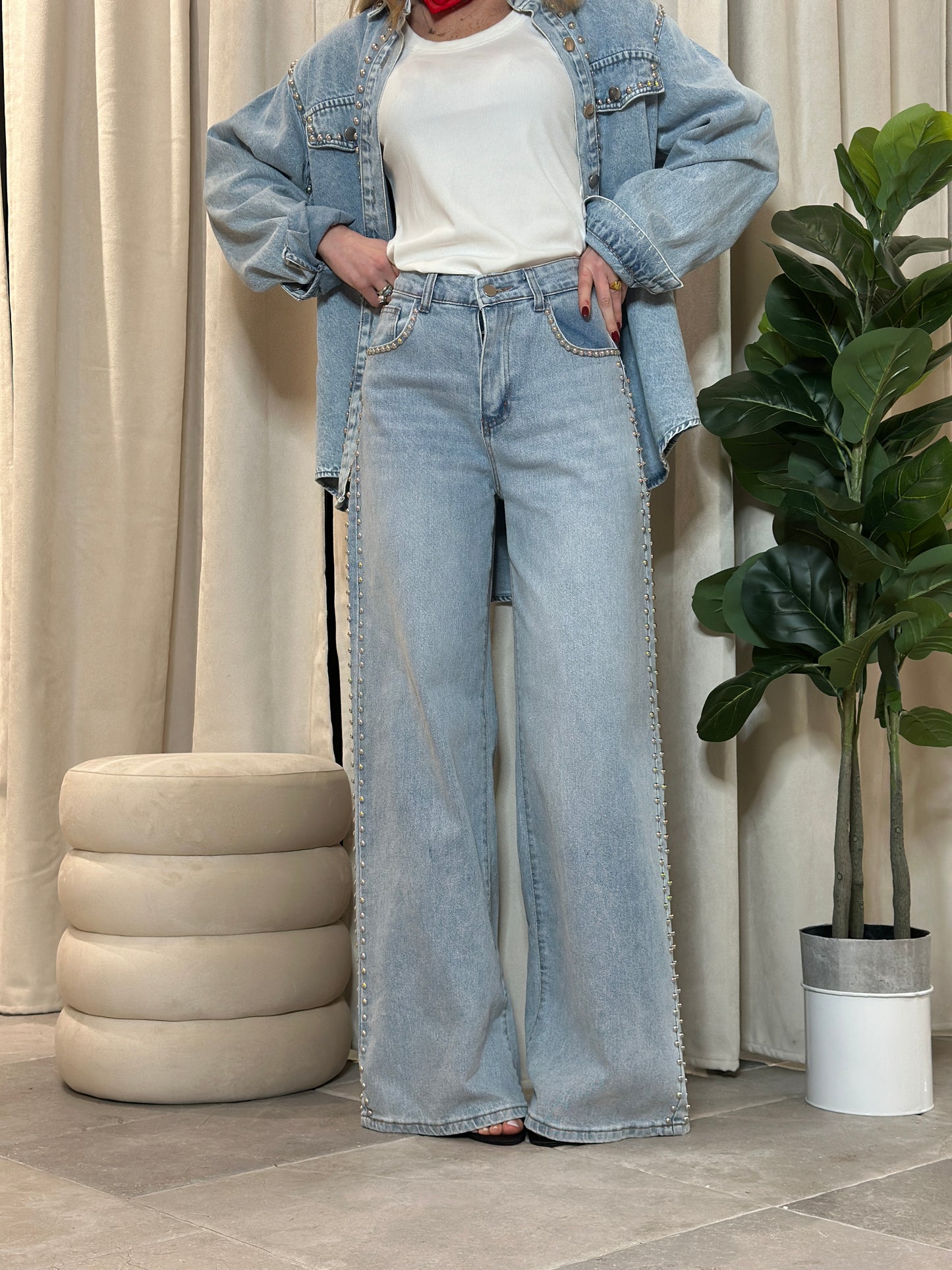 jeans denim borchie