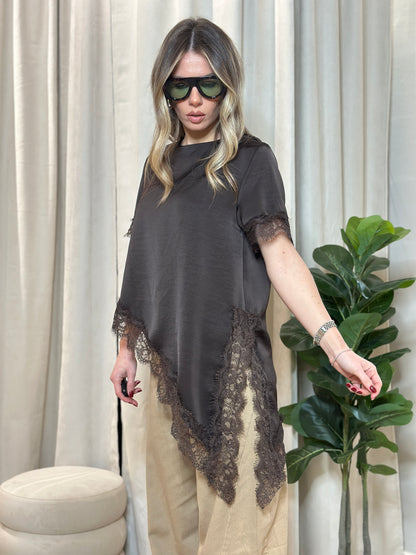 T-shirt lingerie Asimettrica